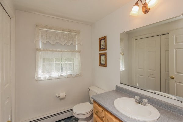 8 Breton Road Upton, MA 01568 - Photo 11 of 24 Gallery Image 11