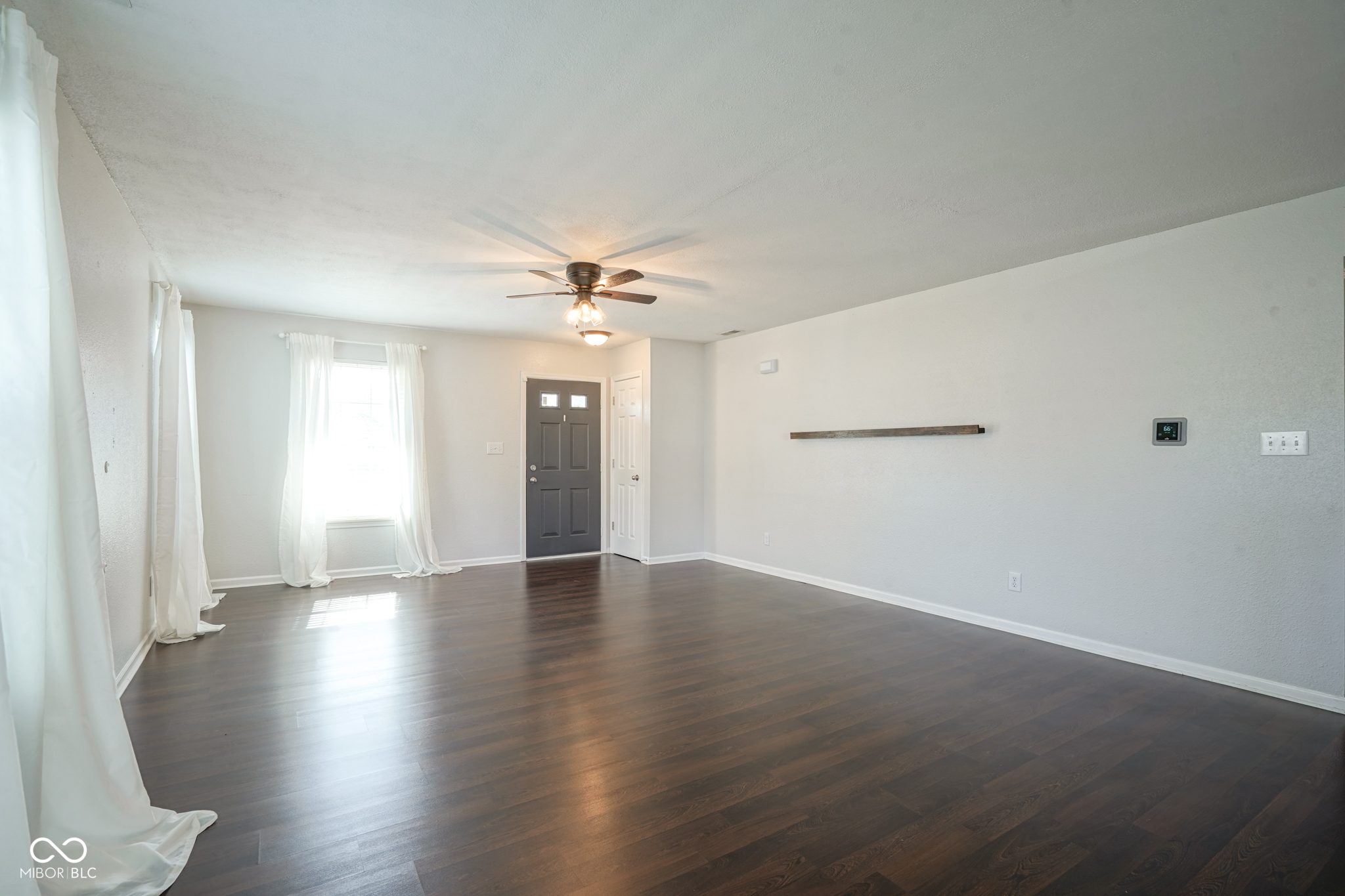 10872 Roundtree Road Fishers, IN 46037 - Photo 5 of 44 Gallery Image 5