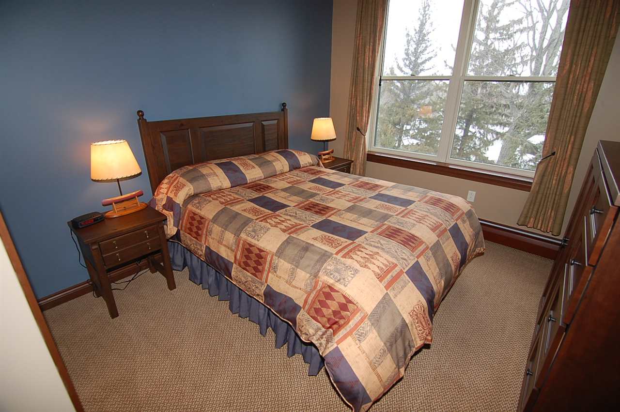 43 Middle Ridge Road, Unit 310 South Londonderry, VT 05155 - Photo 8 of 13
