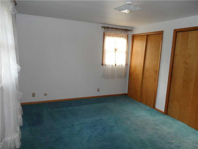 22 Sipe Road Coraopolis, PA 15108 - Photo 5 of 12 Master Bedroom.