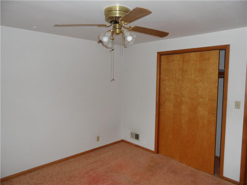 22 Sipe Road Coraopolis, PA 15108 - Photo 10 of 12 Bedroom.