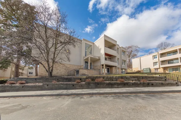 $128,000 | 362 Elton Hills Drive Northwest, Unit 23, Rochester, MN 55901