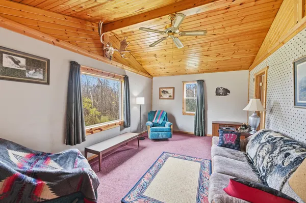 $400,000 | 55260 Highway 63, Grand View, WI 54856