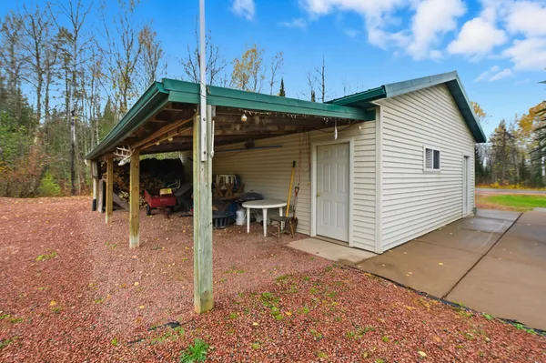 $400,000 | 55260 Highway 63, Grand View, WI 54856