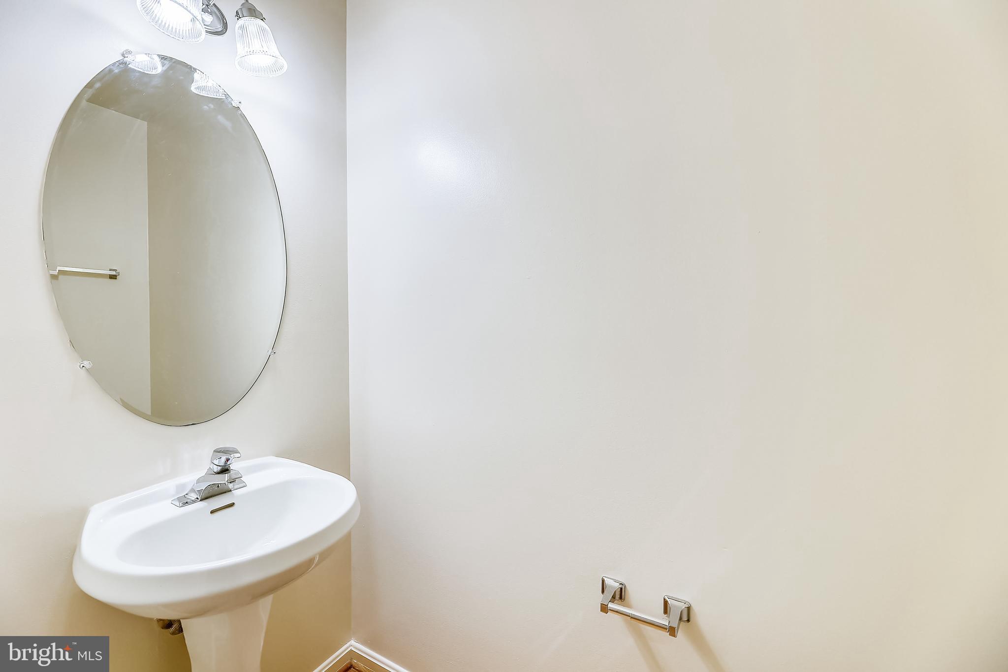 3804 Colony Point Place Edgewater, MD 21037 - Photo 5 of 34 Gallery Image 5