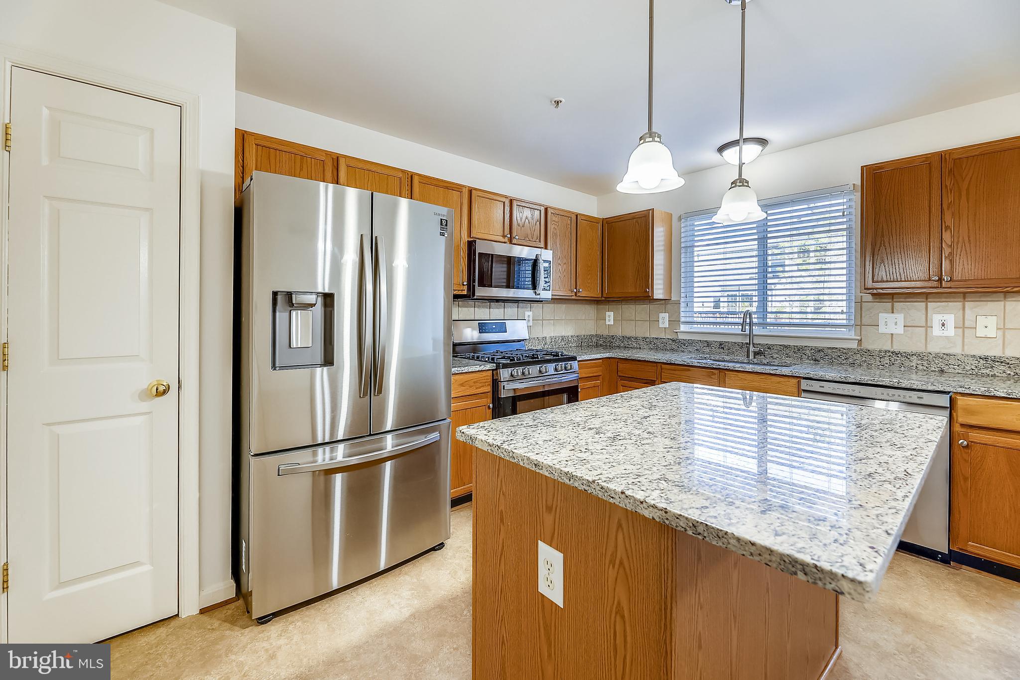 3804 Colony Point Place Edgewater, MD 21037 - Photo 9 of 34 Gallery Image 9
