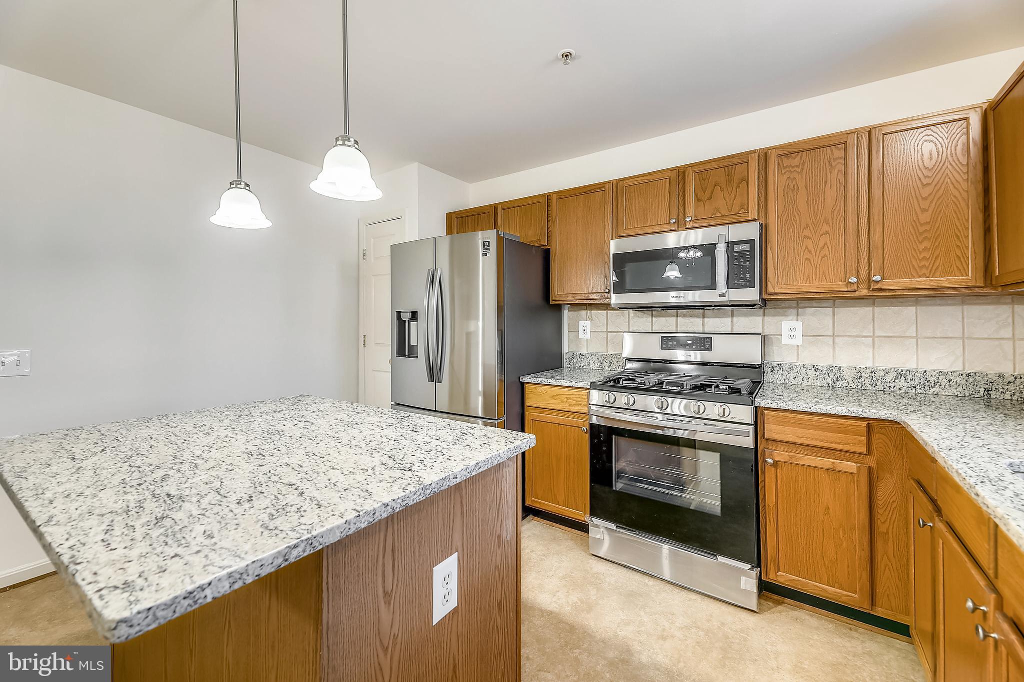 3804 Colony Point Place Edgewater, MD 21037 - Photo 10 of 34 Gallery Image 10