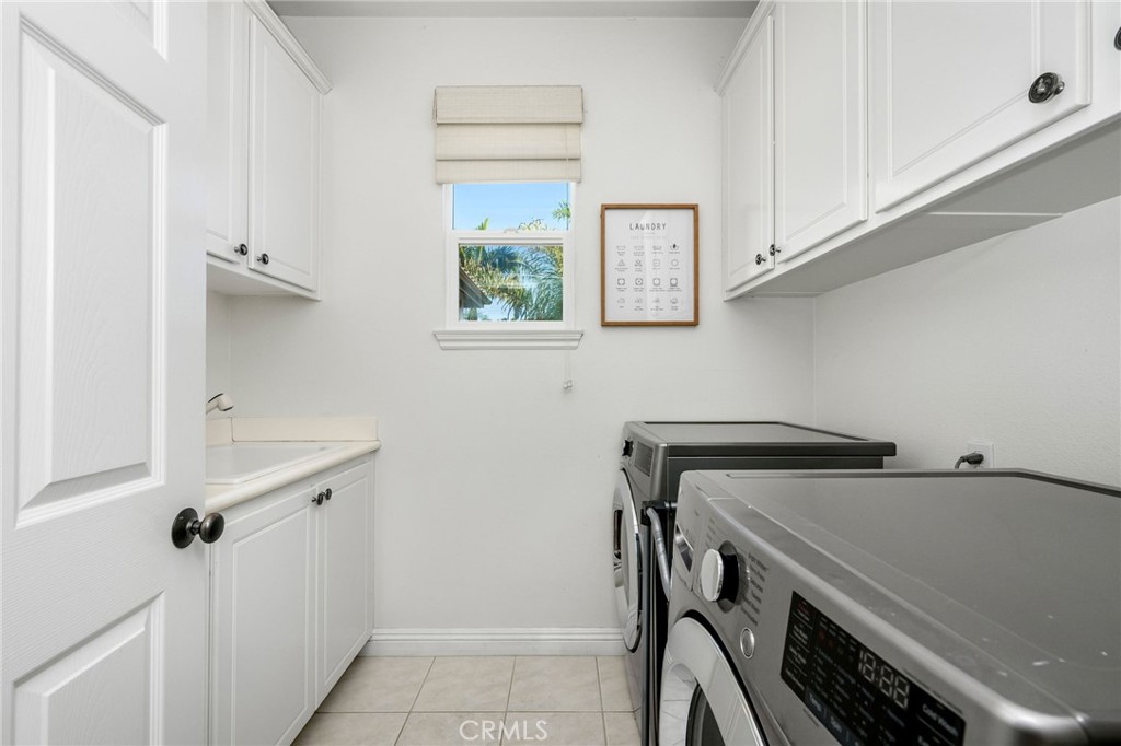 1204 Vista Jardin San Clemente, CA 92673 - Photo 43 of 55 a view of an entryway with workspace