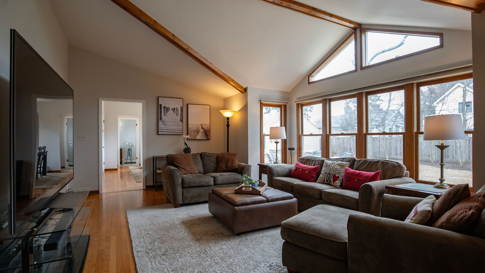 1836 Oak Avenue Northbrook, IL 60062 - Photo 24 of 41 a living room with furniture and a flat screen tv