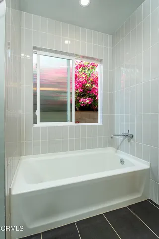 $899,000 | 17402 Cohasset Street, Van Nuys, CA 91406