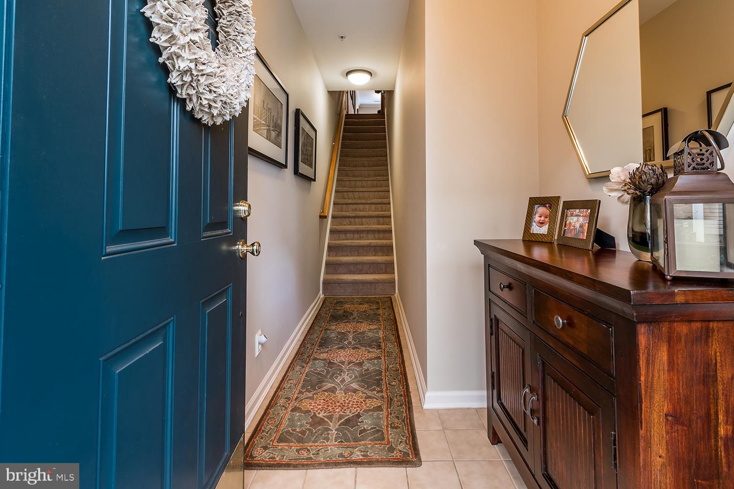 7 Fawn Court Riverside, NJ 08075 - Photo 2 of 27 Prev. photo Foyer