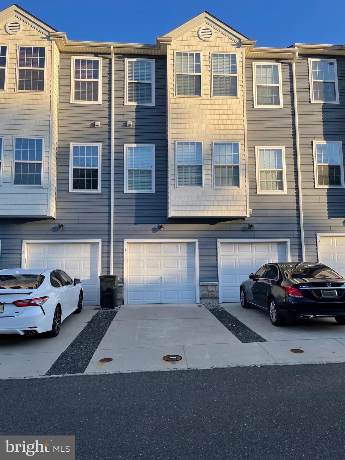 7 Fawn Court Riverside, NJ 08075 - Photo 21 of 27 One Car Garage at back of house