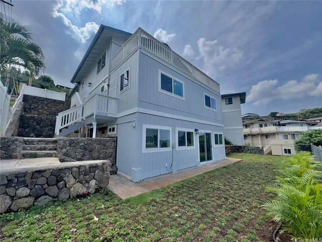 $1,299,000 | 99-720 Puluniu Loop, Aiea, HI 96701