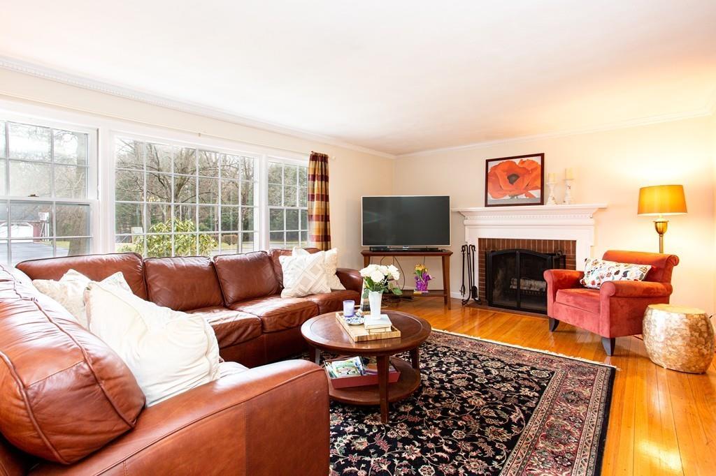 186 Viscount Road Longmeadow, MA 01106 - Photo 17 of 37