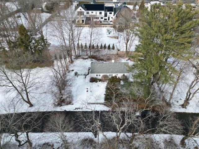 25 Arnold Road Hingham, MA 02043 - Photo 5 of 13 Gallery Image 5
