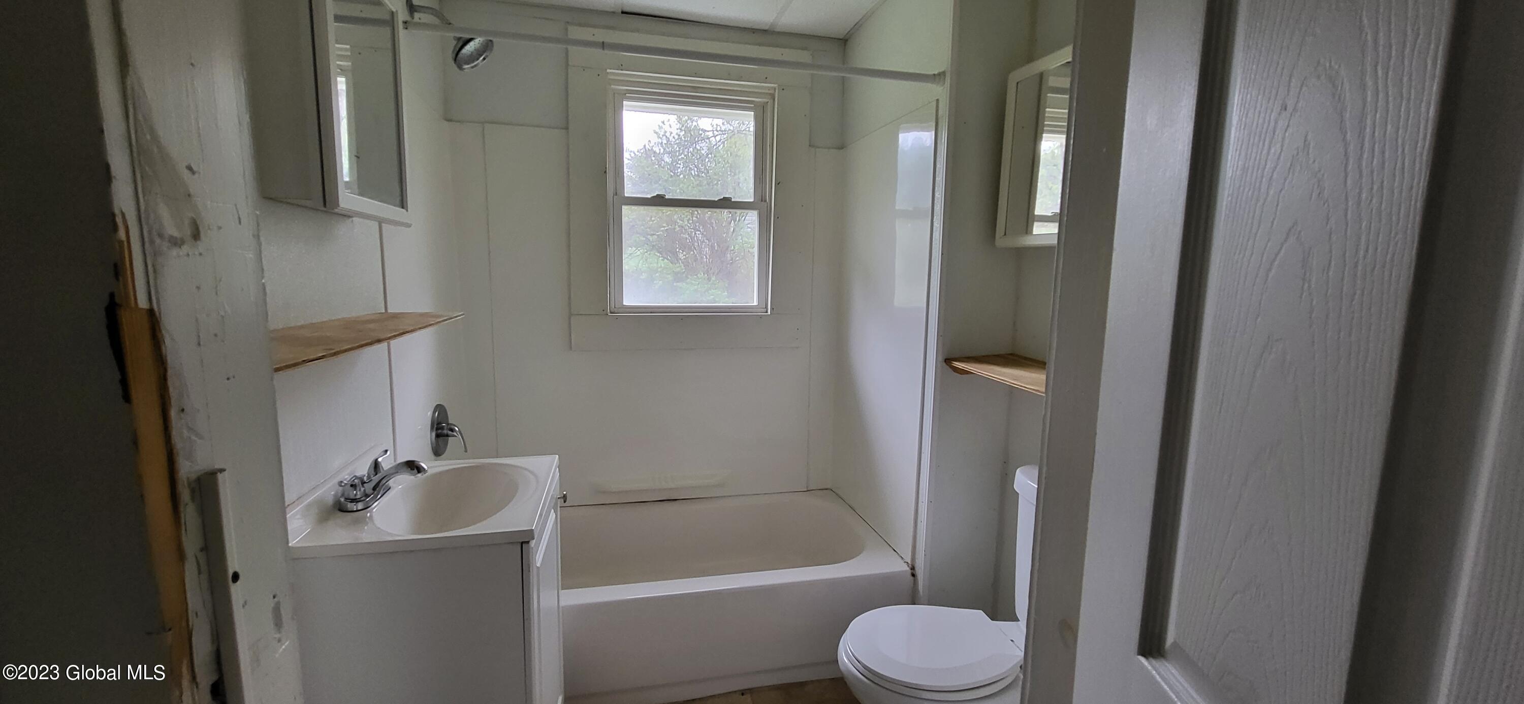 2 Starr Road Coeymans, NY 12143 - Photo 13 of 16 20230417_140612