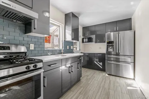 $828,000 | 4316 249th Street | Little Neck