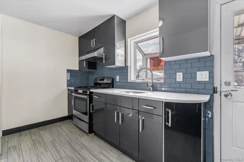 $828,000 | 4316 249th Street | Little Neck