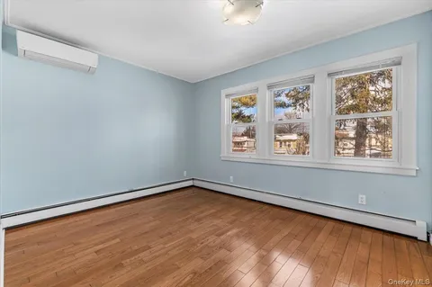 $828,000 | 4316 249th Street | Little Neck