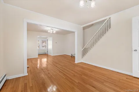 $828,000 | 4316 249th Street | Little Neck