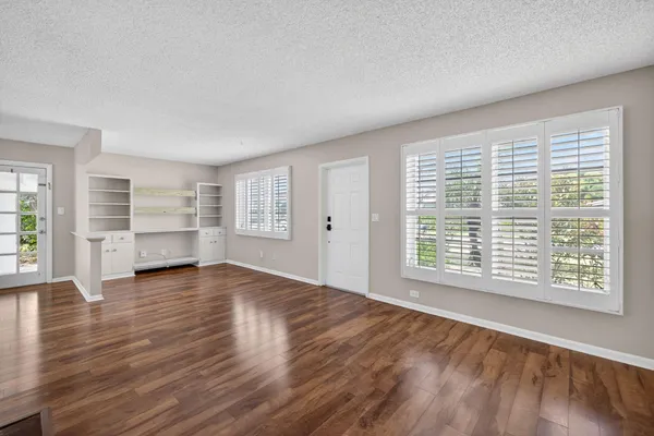 $650,000 | 1040 Southeast 5th Street, Stuart, FL 34996