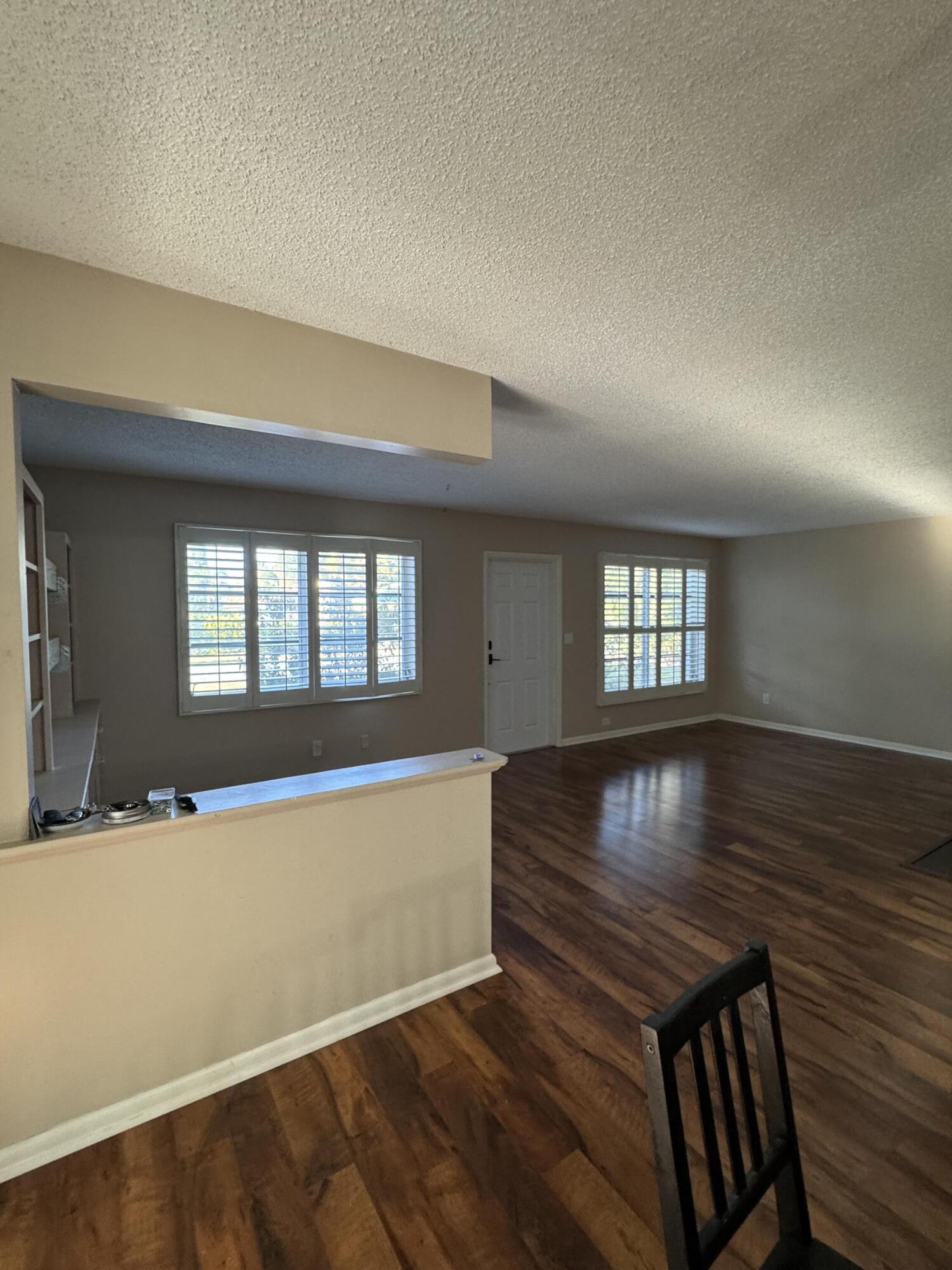 1040 Southeast 5th Street Stuart, FL 34996 - Photo 3 of 3 IMG_7153