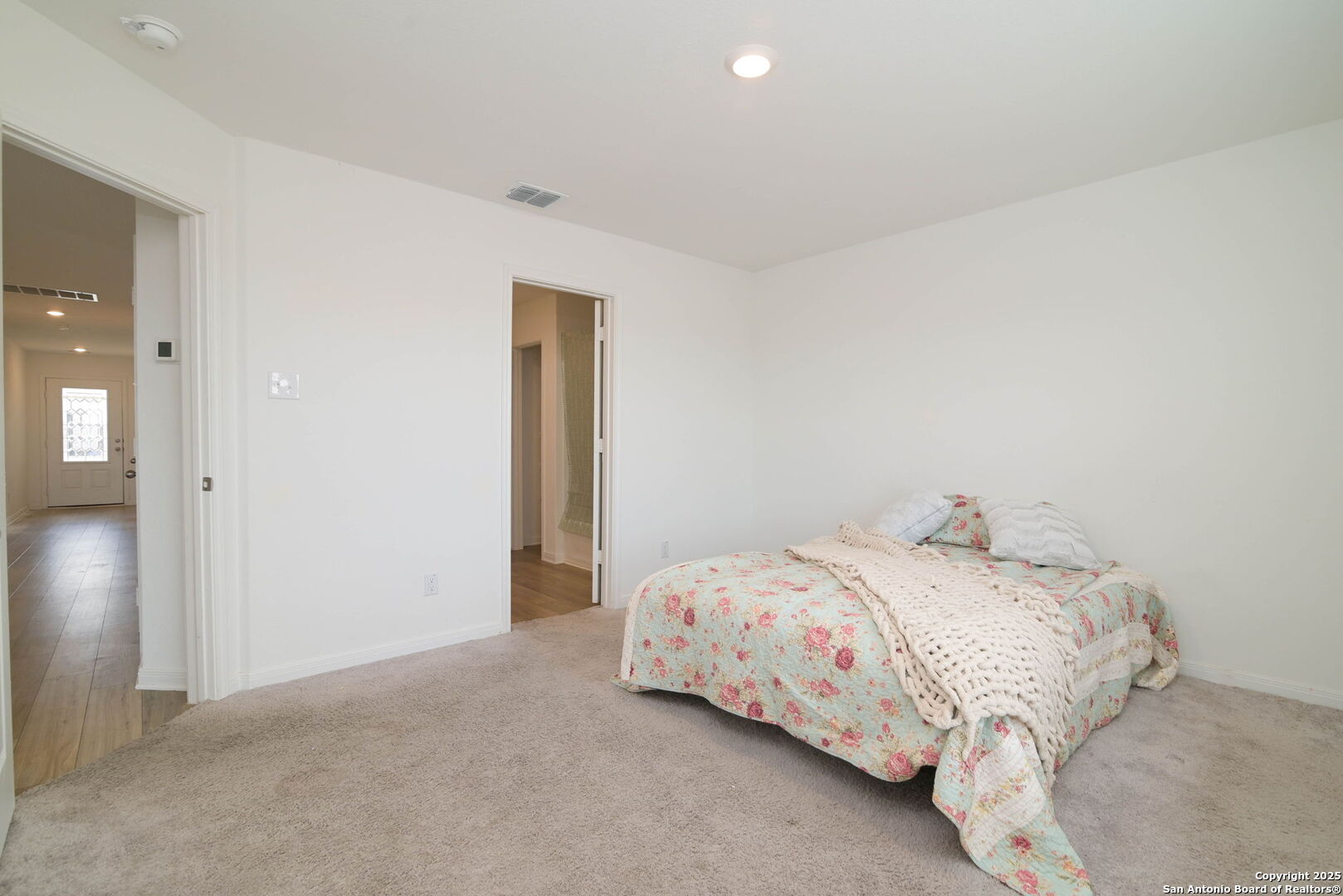 10954 Delight Grove Converse, TX 78109 - Photo 12 of 19