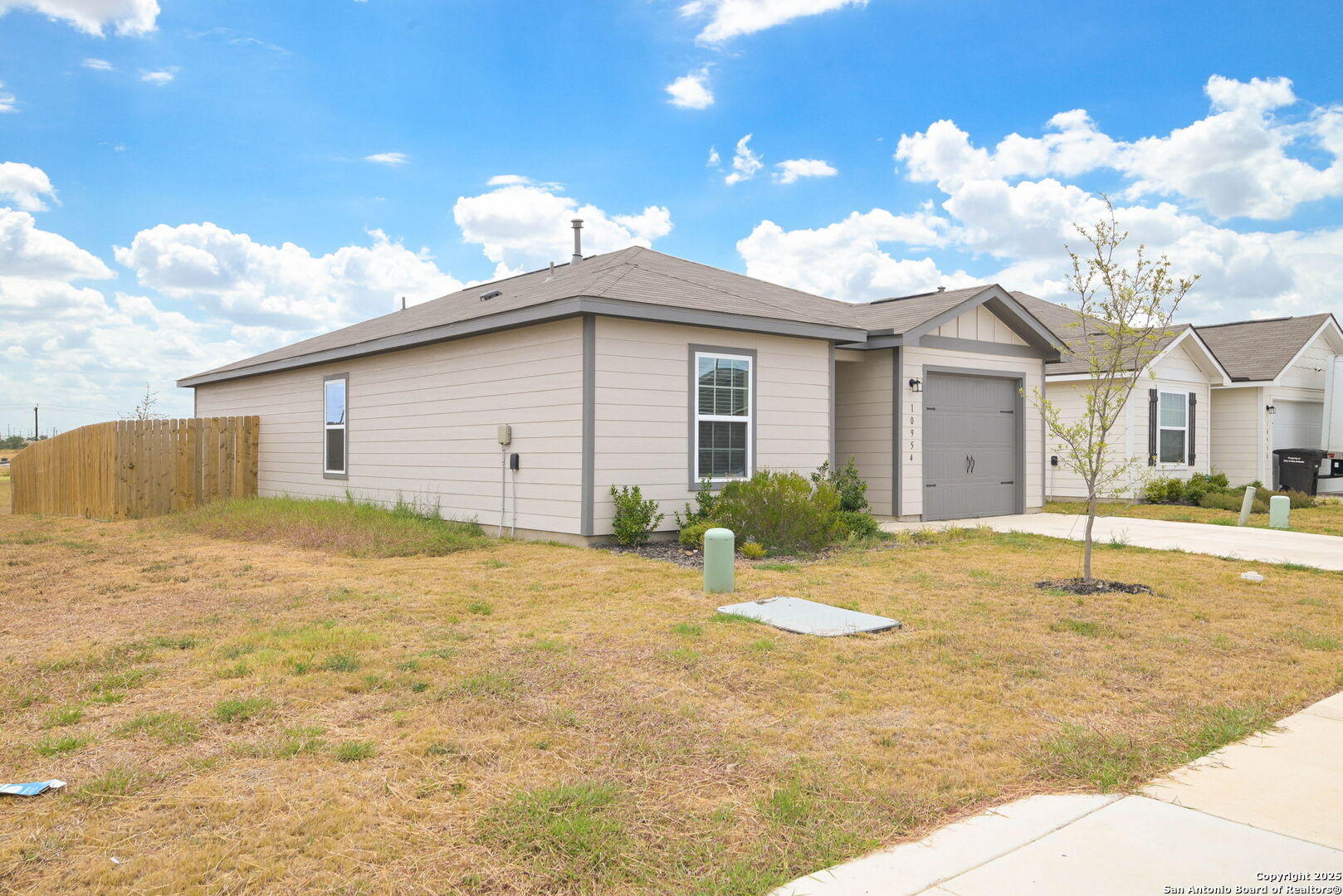 10954 Delight Grove Converse, TX 78109 - Photo 5 of 19