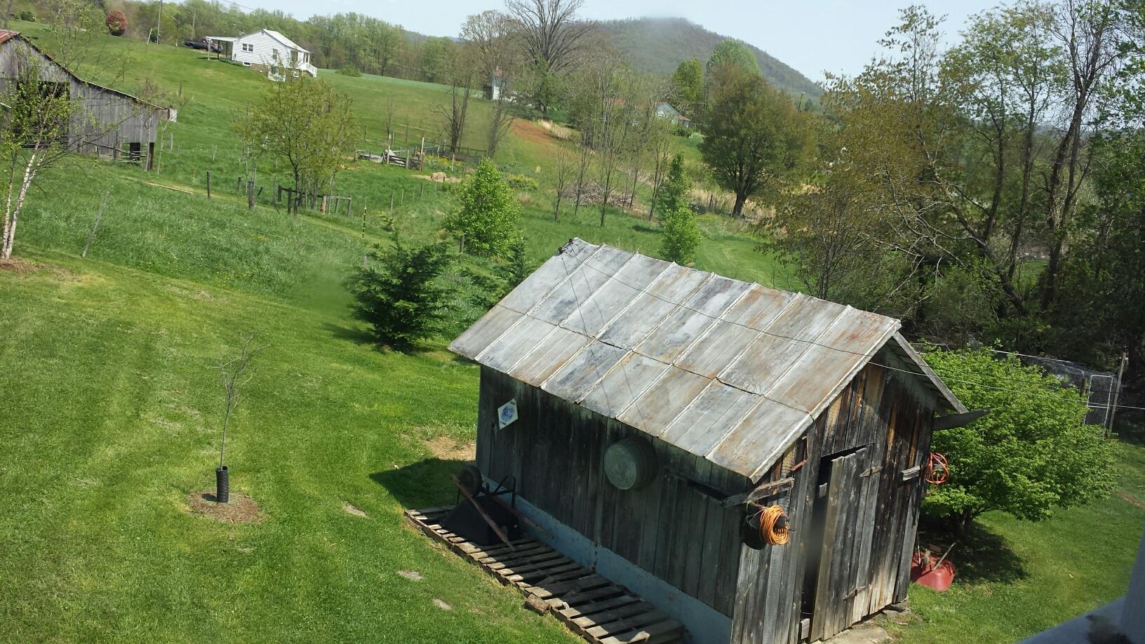 10194 Jeters Chapel Road Vinton, VA 24179 - Photo 14 of 36 20150421_134822_resized
