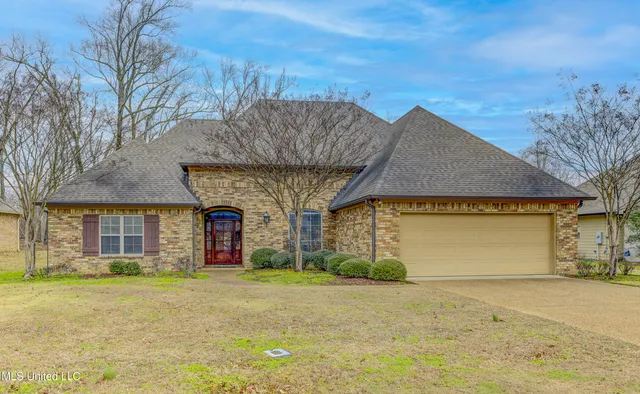 $339,000 | 127 Rockbridge Crossing, Clinton, MS 39056