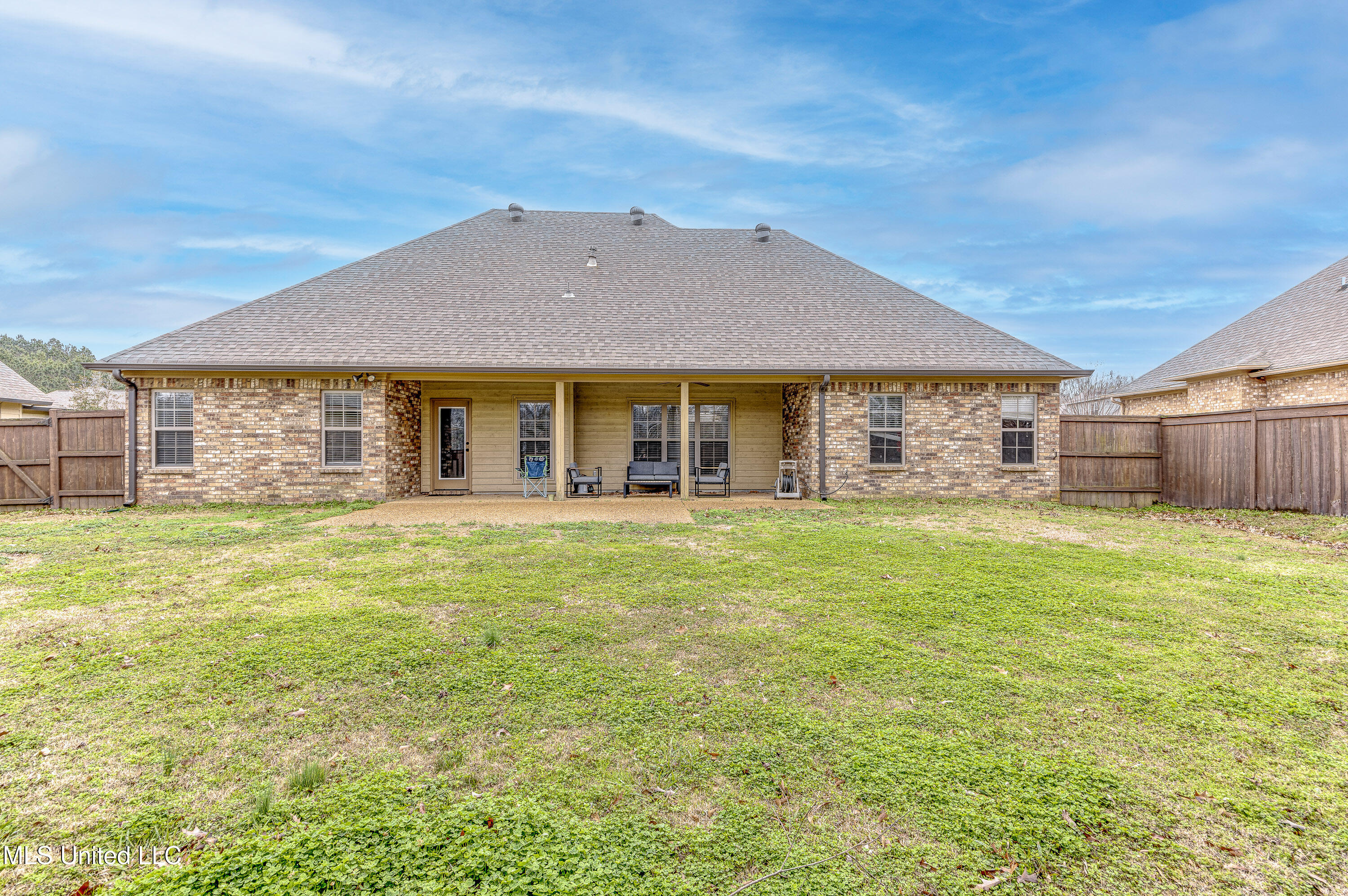 127 Rockbridge Crossing Clinton, MS 39056 - Photo 36 of 55 Rear View