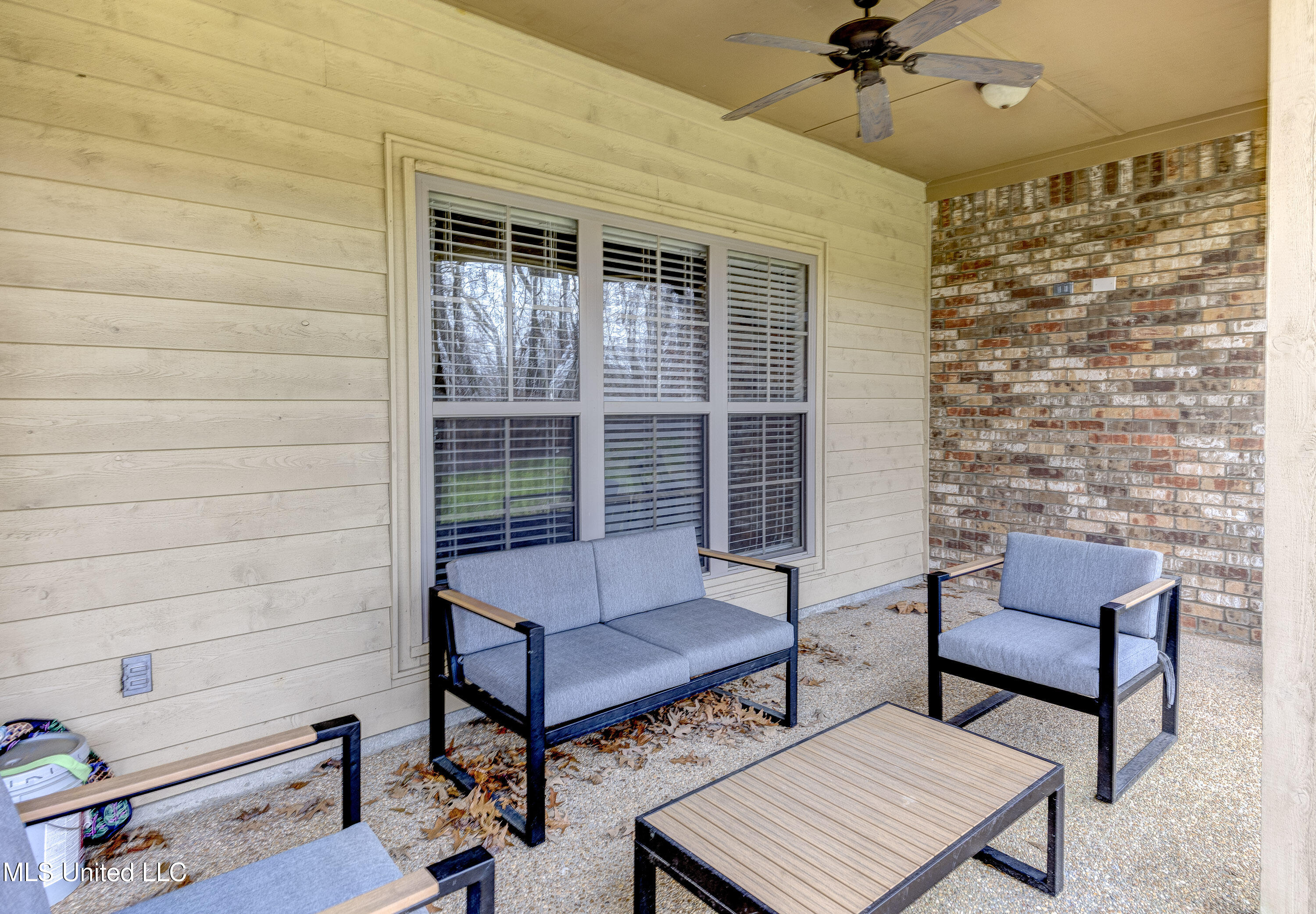 127 Rockbridge Crossing Clinton, MS 39056 - Photo 37 of 55 Patio 1