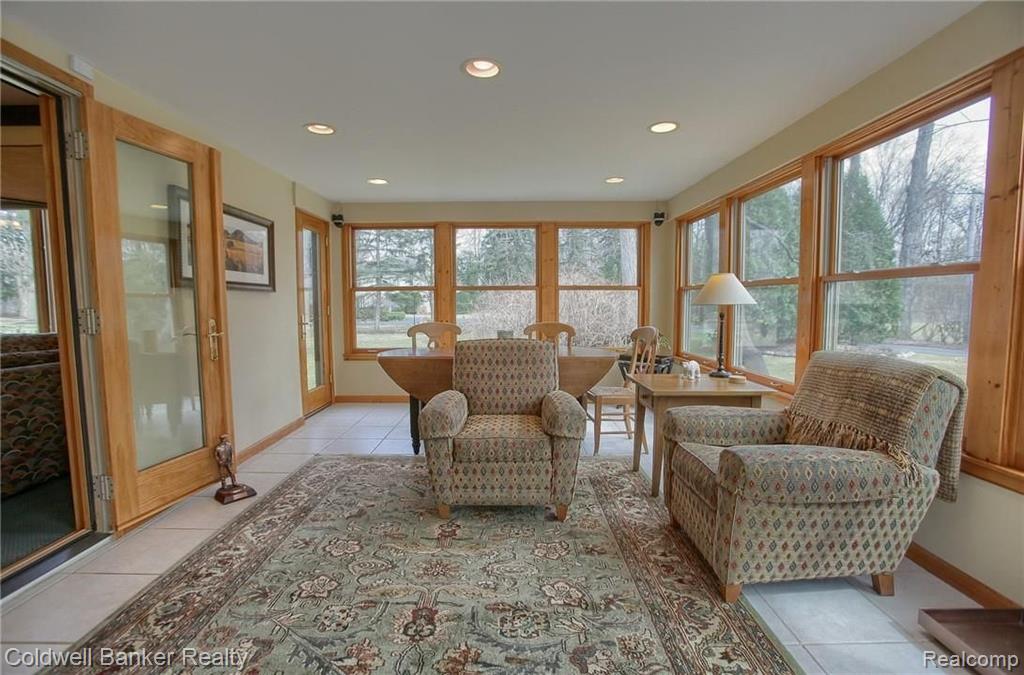 32320 Lahser Road Beverly Hills, MI 48025 - Photo 18 of 38