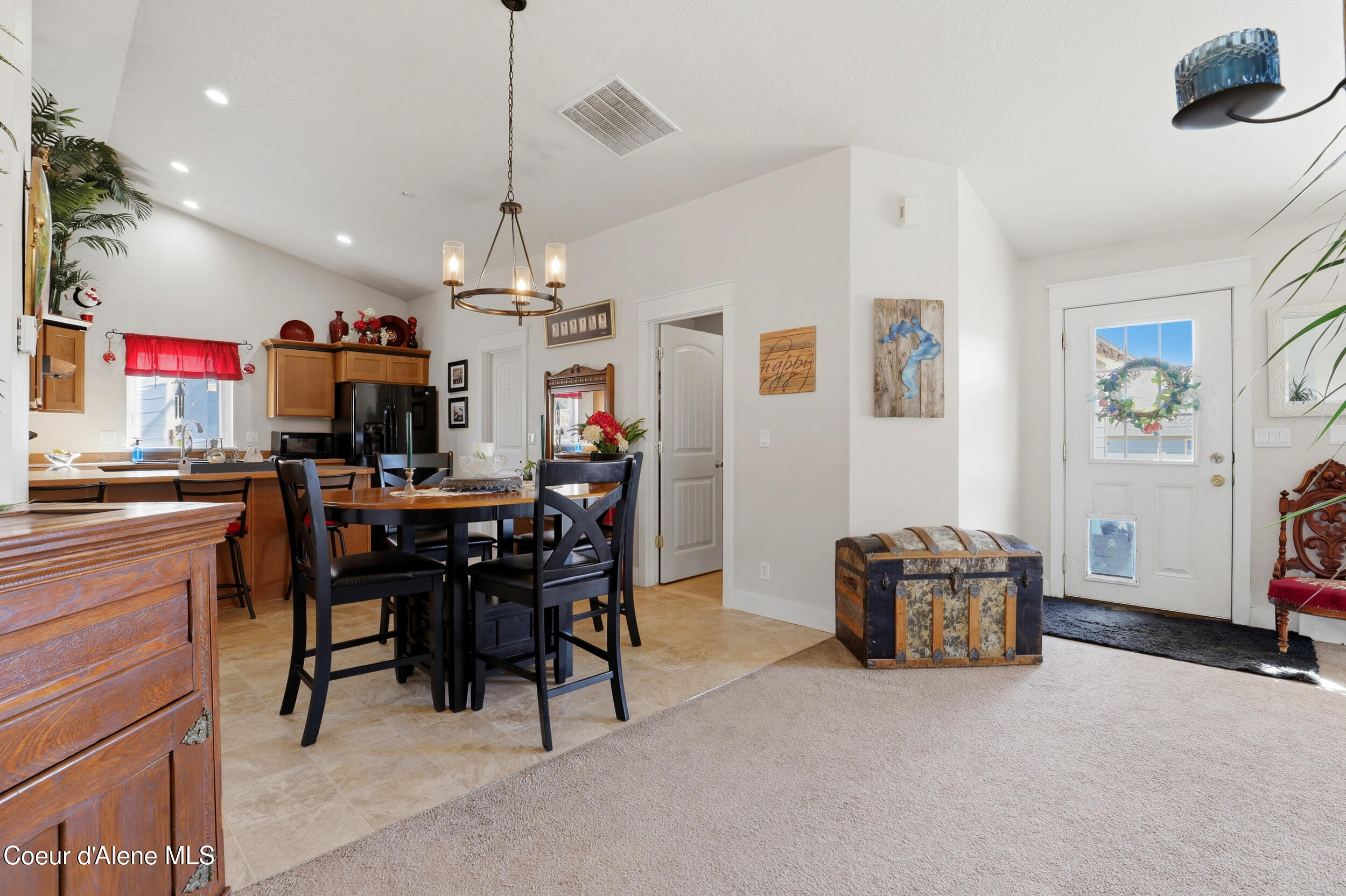 6460 West Majestic Avenue Rathdrum, ID 83858 - Photo 11 of 37 Dining Room