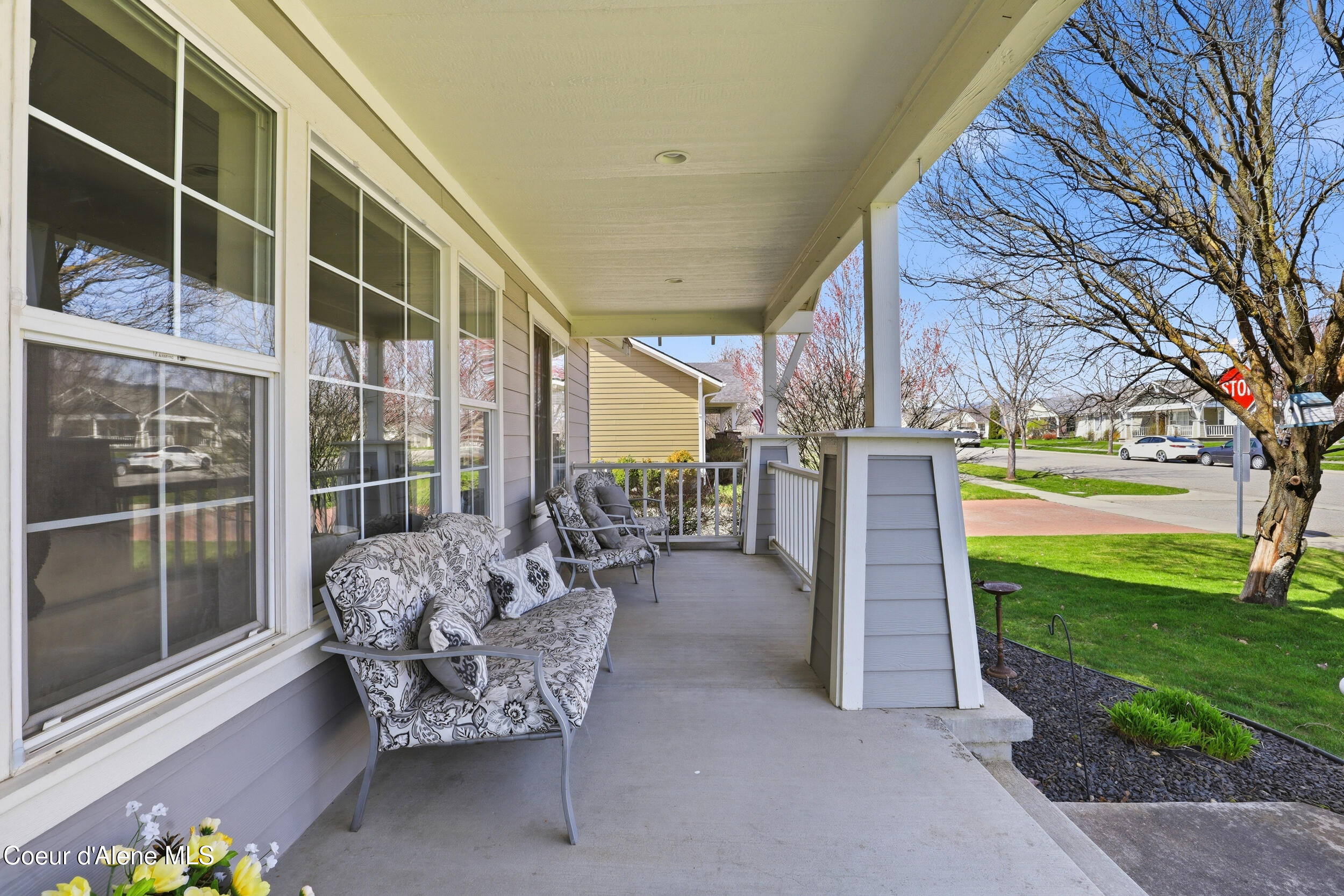 6460 West Majestic Avenue Rathdrum, ID 83858 - Photo 3 of 37 Covered Front Porch