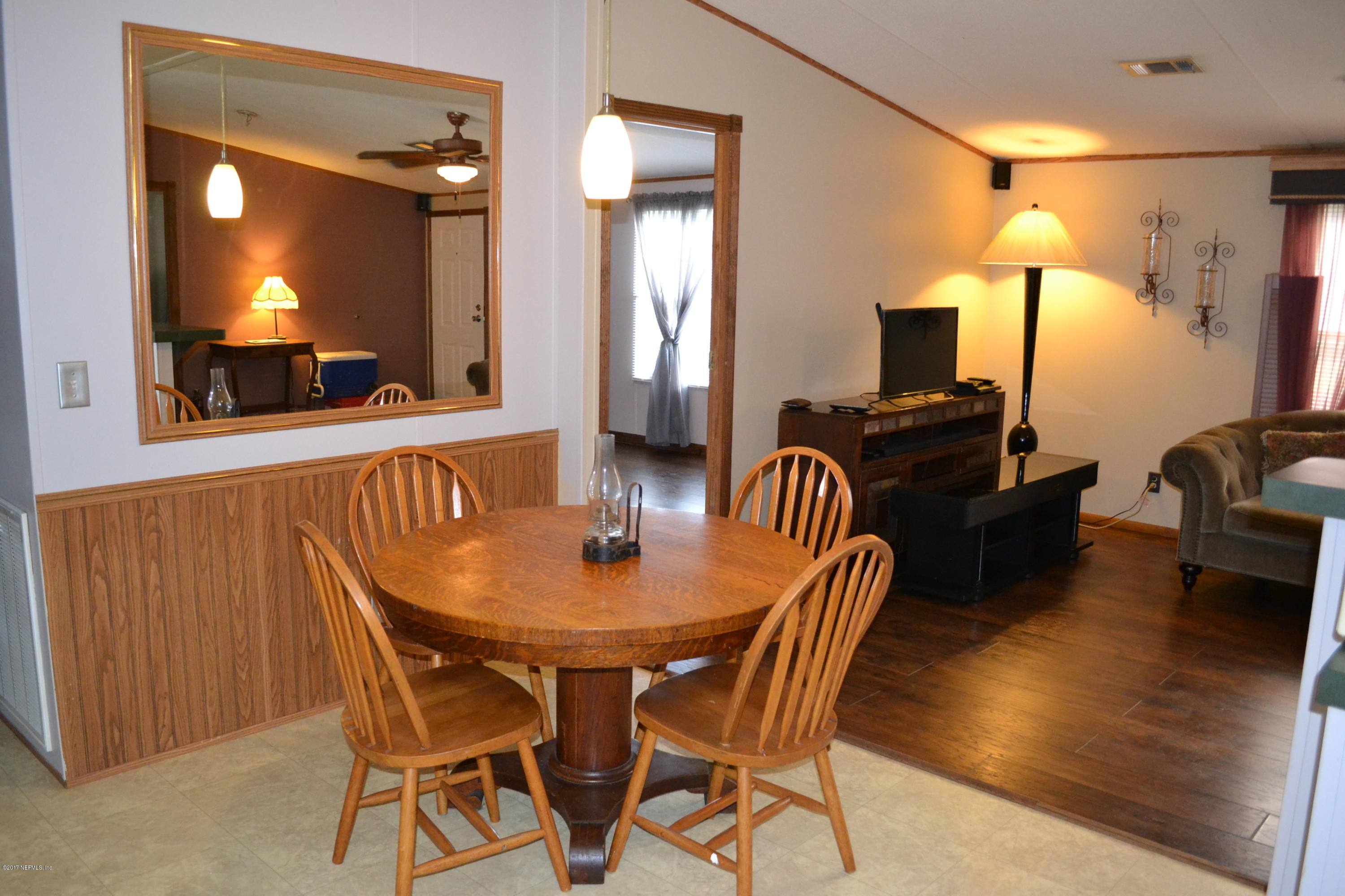 5660 Canvasback Road Middleburg, FL 32068 - Photo 5 of 13 Eat In Kitchen