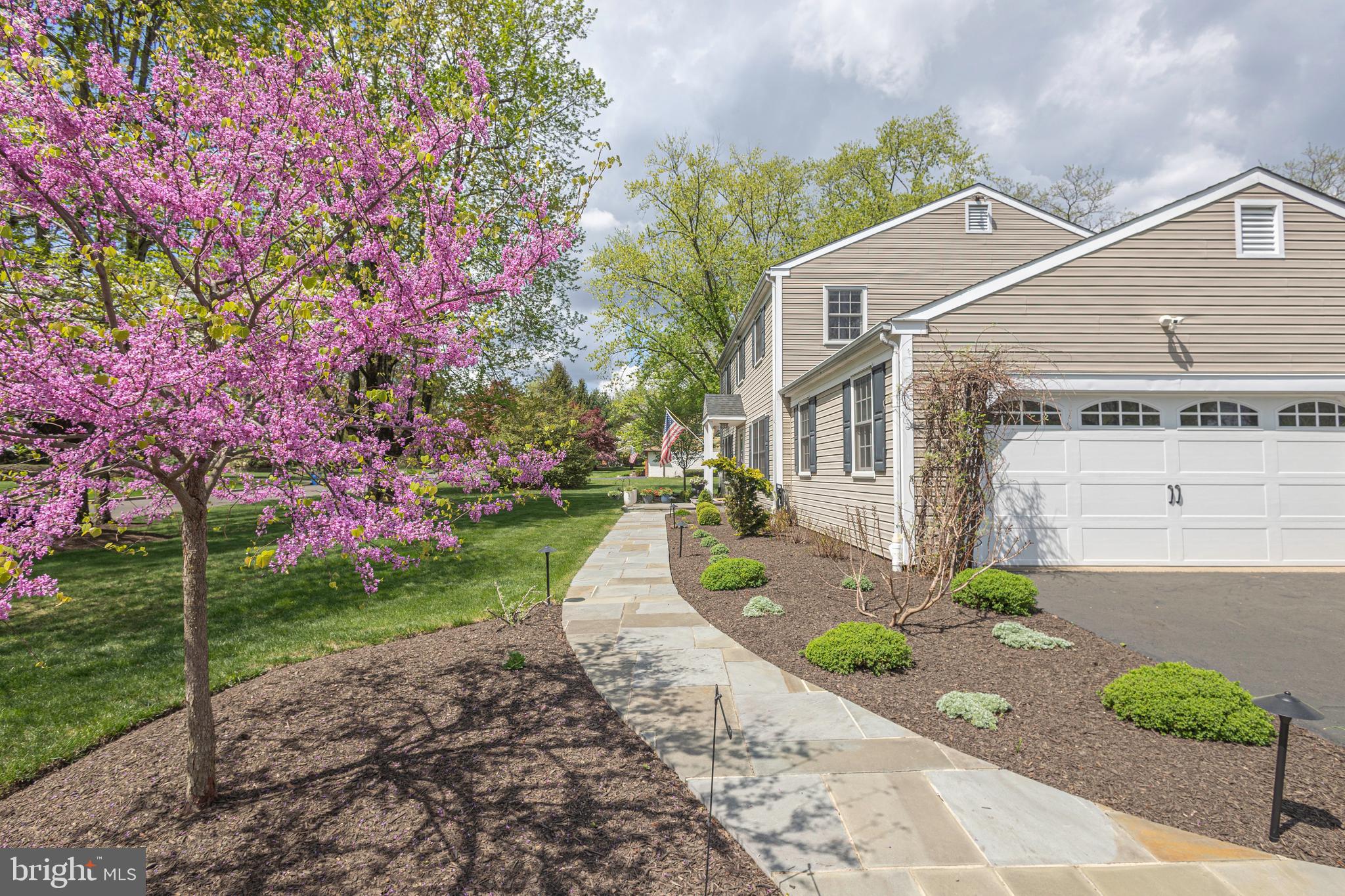 106 Spencer Road Washington Crossing, PA 18977 - Photo 5 of 50