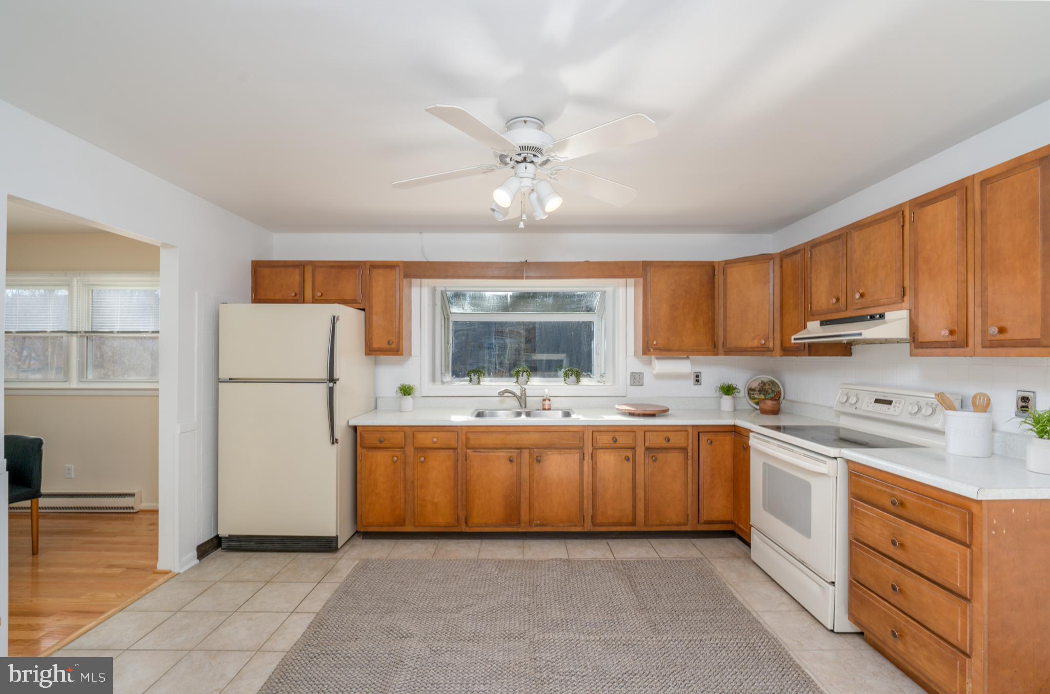 16351 Falls Road Monkton, MD 21111 - Photo 6 of 30 Kiitchen