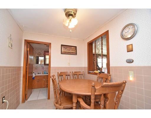 33 Crillon Road Worcester, MA 01605 - Photo 5 of 10