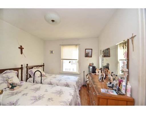 33 Crillon Road Worcester, MA 01605 - Photo 8 of 10