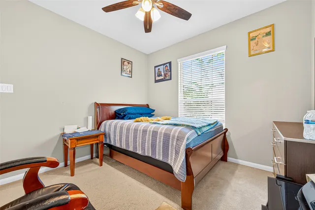 $1,999 | 1916 Acklen Run Drive, Rosharon, TX 77583