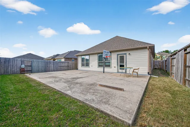 $1,999 | 1916 Acklen Run Drive, Rosharon, TX 77583