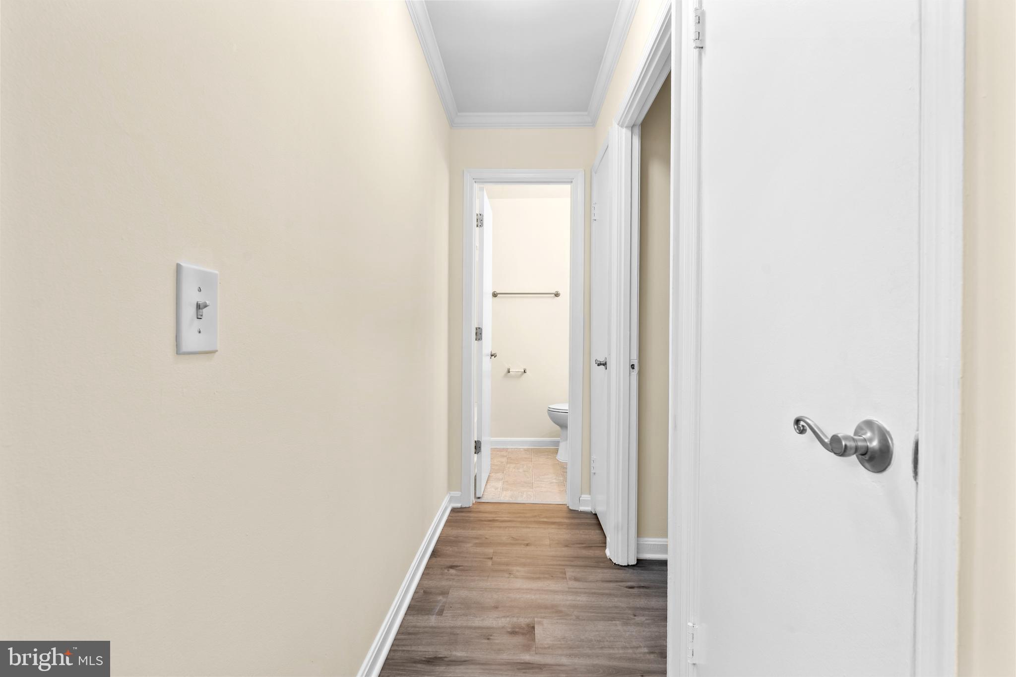 18324 Streamside Drive, Unit 102 Gaithersburg, MD 20879 - Photo 11 of 20