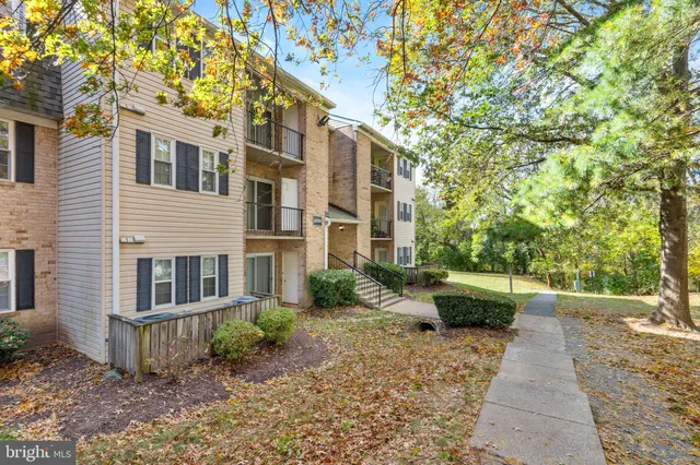 $185,000 | 18324 Streamside Drive, Unit 102, Gaithersburg, MD 20879
