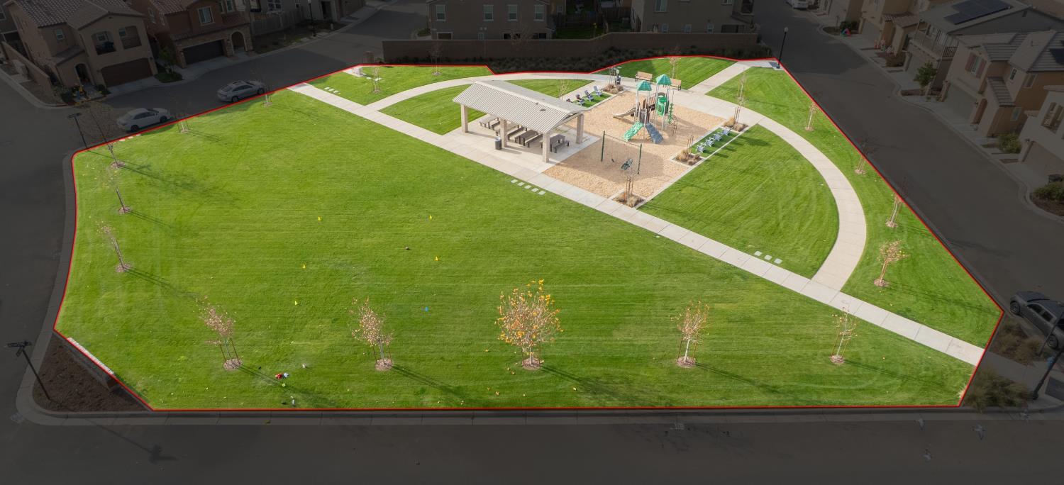 835 Fir Street Madera, CA 93636 - Photo 21 of 21 a view of a swimming pool