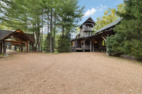 $24,000,000 | 2465 Old Charlotte Pike, Franklin, TN 37064