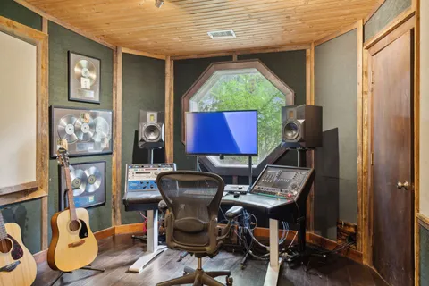 $24,000,000 | 2465 Old Charlotte Pike, Franklin, TN 37064