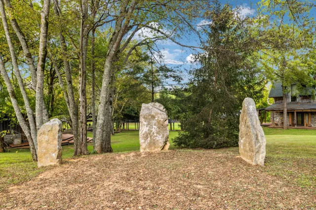 $24,000,000 | 2465 Old Charlotte Pike, Franklin, TN 37064