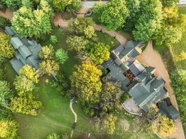 $24,000,000 | 2465 Old Charlotte Pike, Franklin, TN 37064