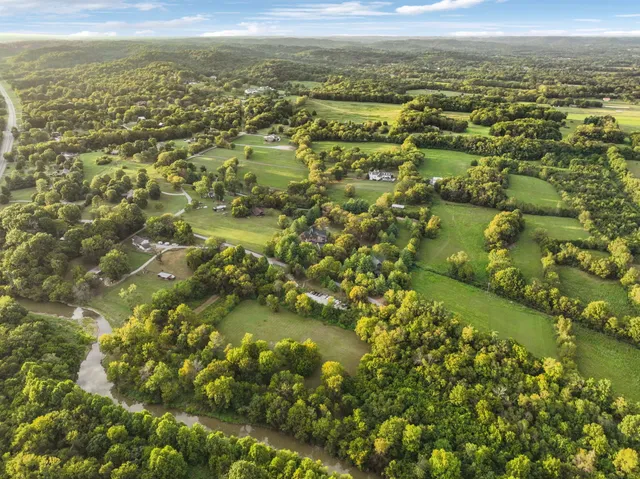 $24,000,000 | 2465 Old Charlotte Pike, Franklin, TN 37064